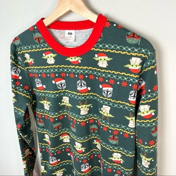 Star Wars Mandalorian Hanna Andersson Women’s Sleep Top - Picture 4 of 11